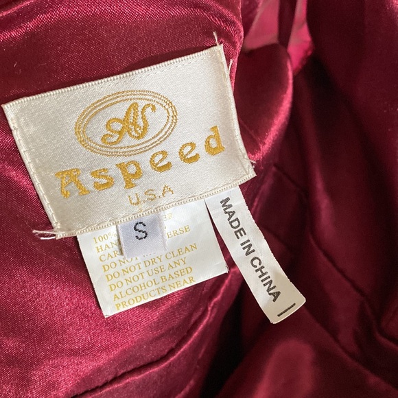 Red Pageant Gown - Picture 16 of 16